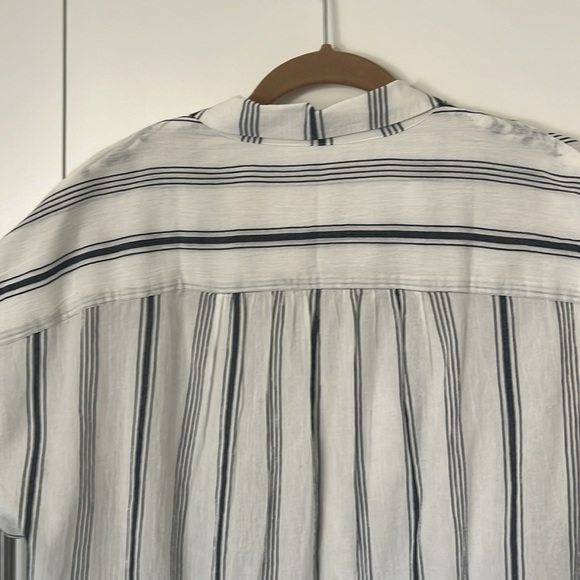 Madewell short sleeve cotton button down blue stripe size L - Picture 6 of 9